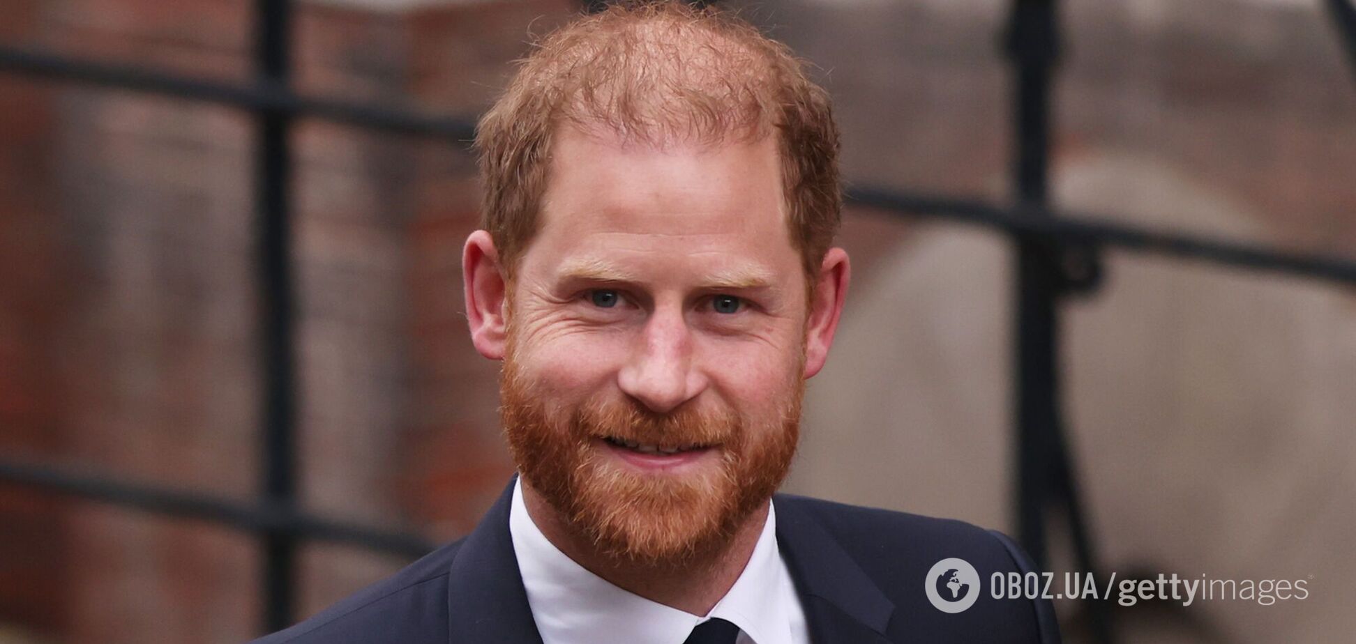 Принц Гарри показал особые подарки от украинских военных, которые хранит дома на почетном месте