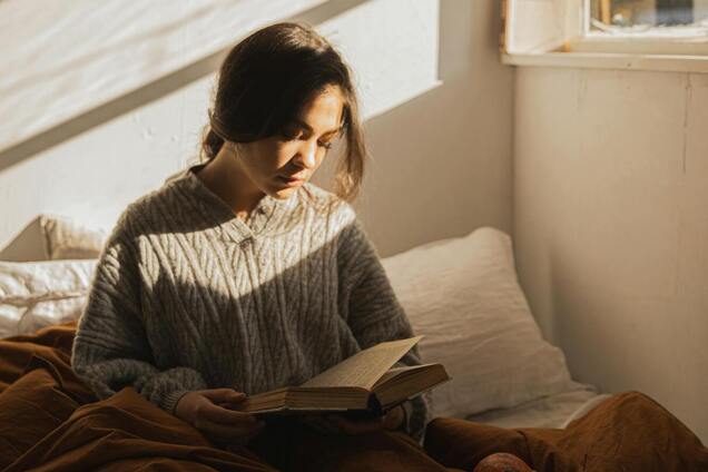 Как сказать на украинском 'в лице': в разговоре часто забывают