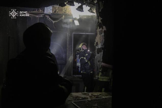 В Киеве в гостинице 'Днепр' на Крещатике произошел второй за два дня пожар: все подробности. Фото