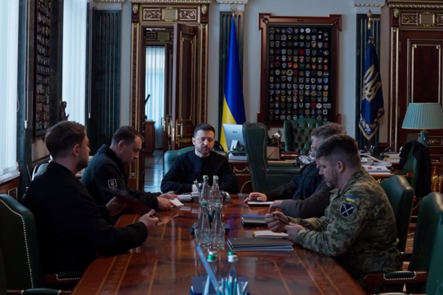 'Нужно больше прогресса': Зеленский заслушал доклад переговорной команды после встреч с представителями США и РФ. Видео