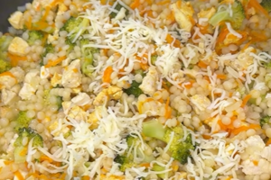 Как приготовить птитим для детей: с курицей и овощами