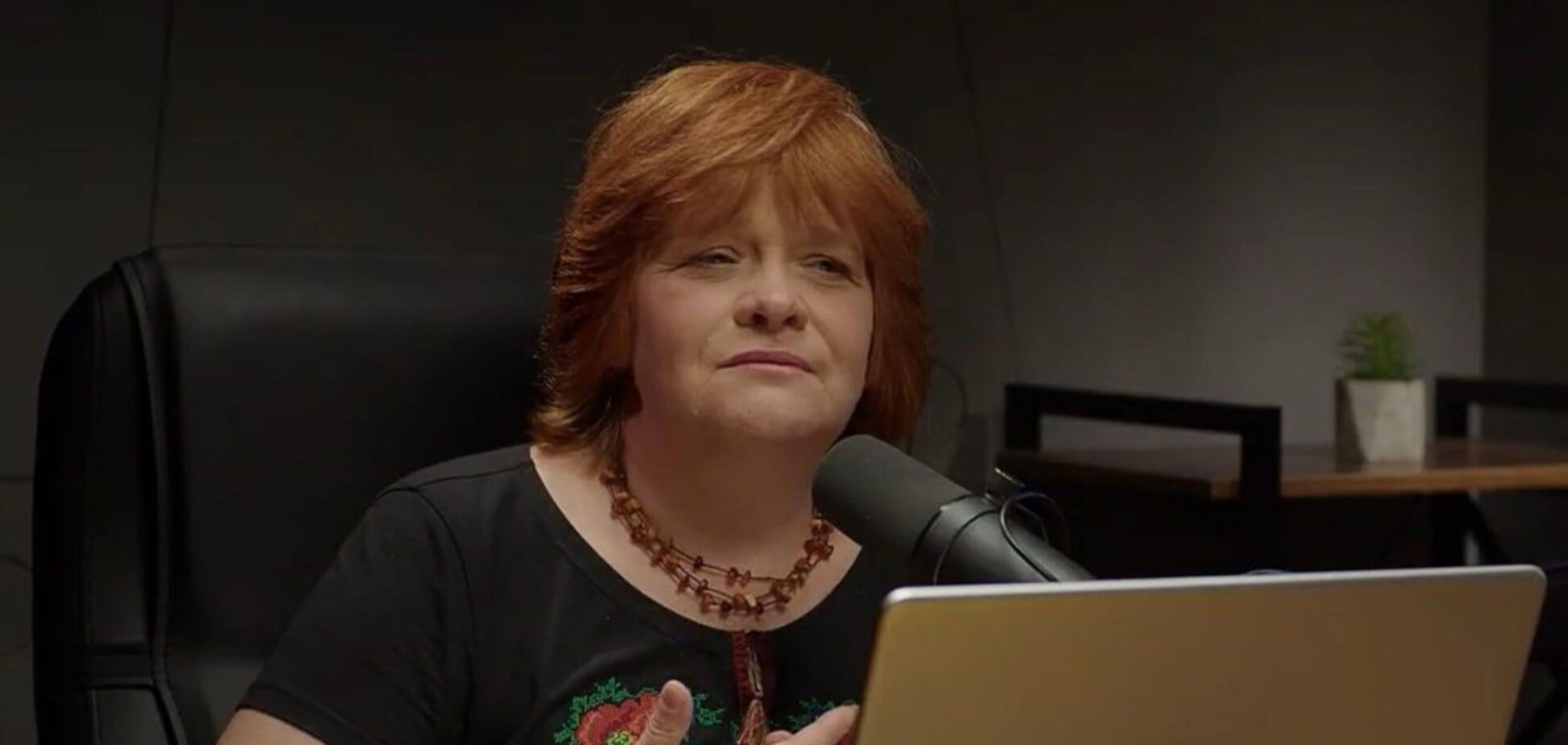 'Вони пішли захищати нас, і це дуже болить': кліматологиня Світлана Краковська розповіла свою історію музею 'Голоси мирних' Фонду Ріната Ахметова