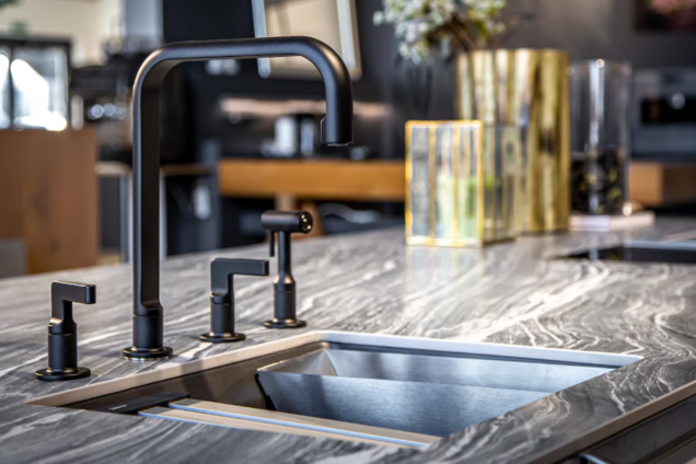 Чим почистити гранітну раковину, щоб вона виглядала як нова: хімія не потрібна