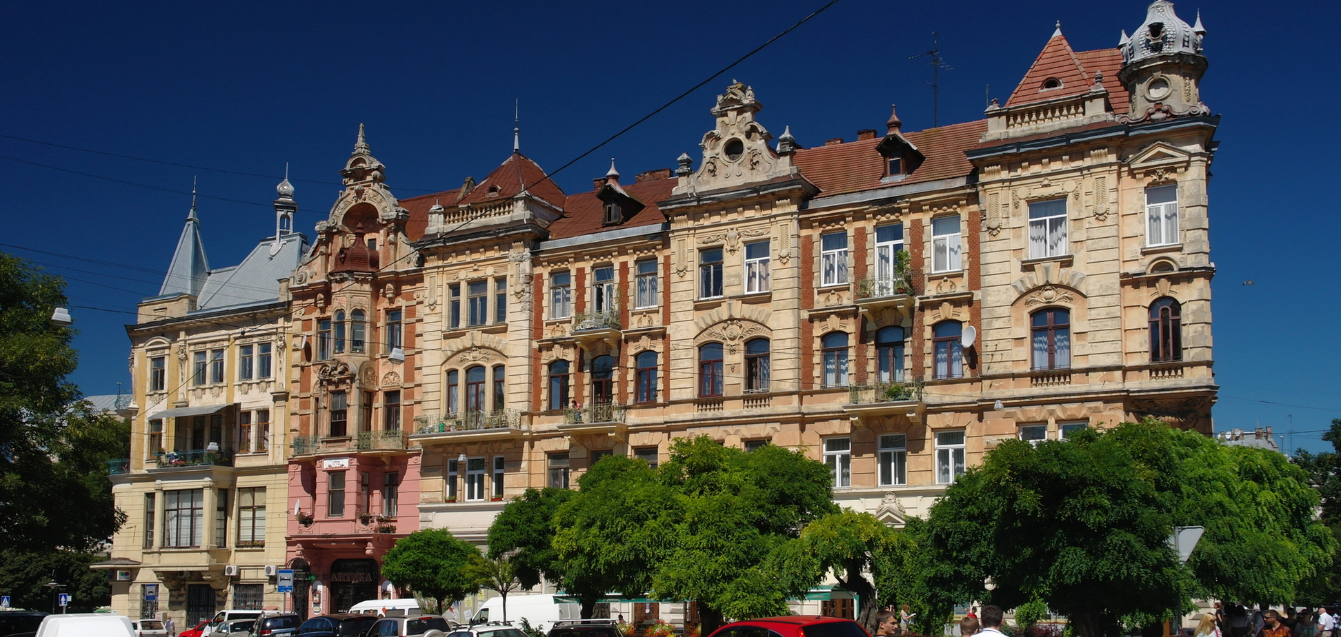 Львів у 30-х роках: у мережі показали архівні фото