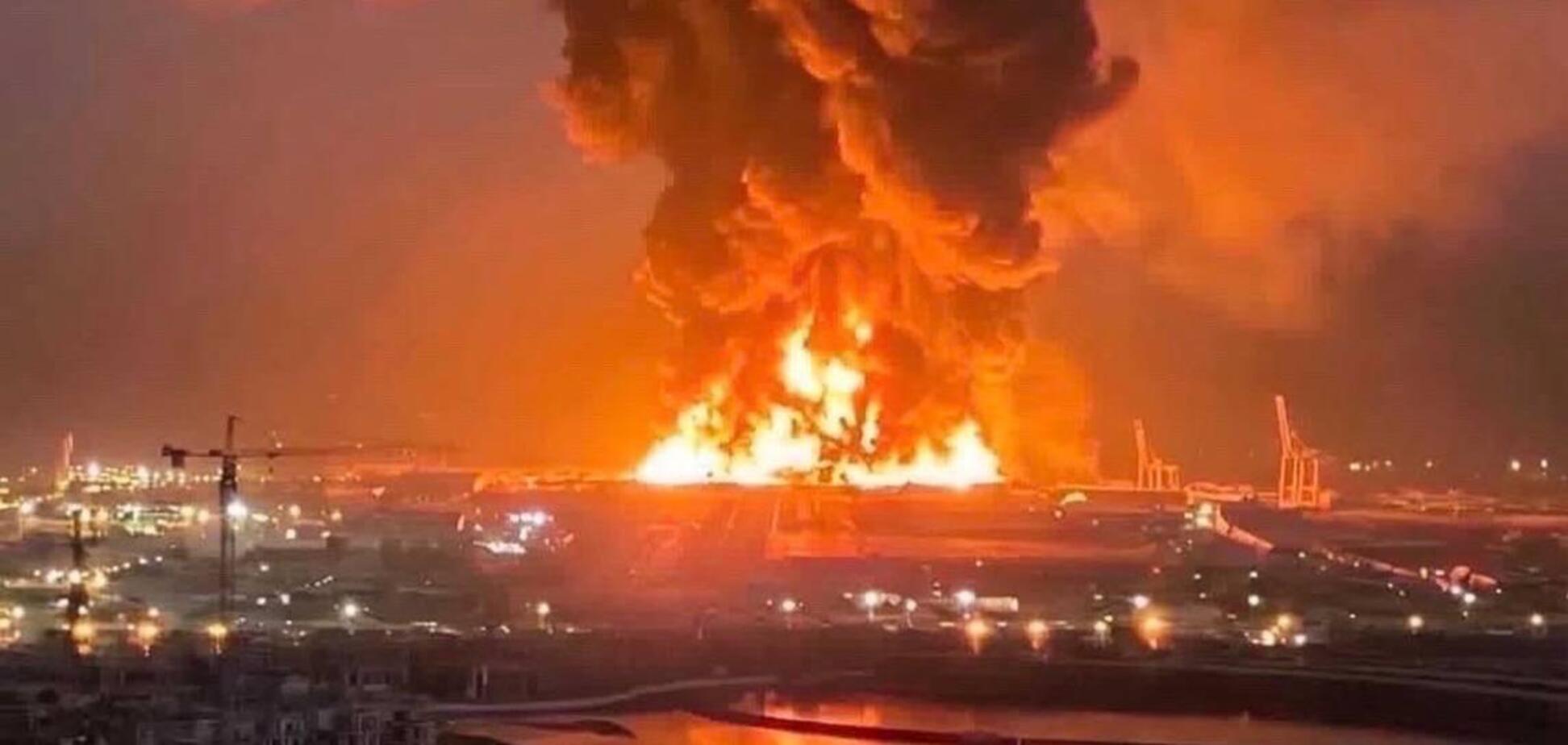 Іран атакував 'Шахедами' американську військову базу в Іраку: пожежу видно здалеку. Фото і відео