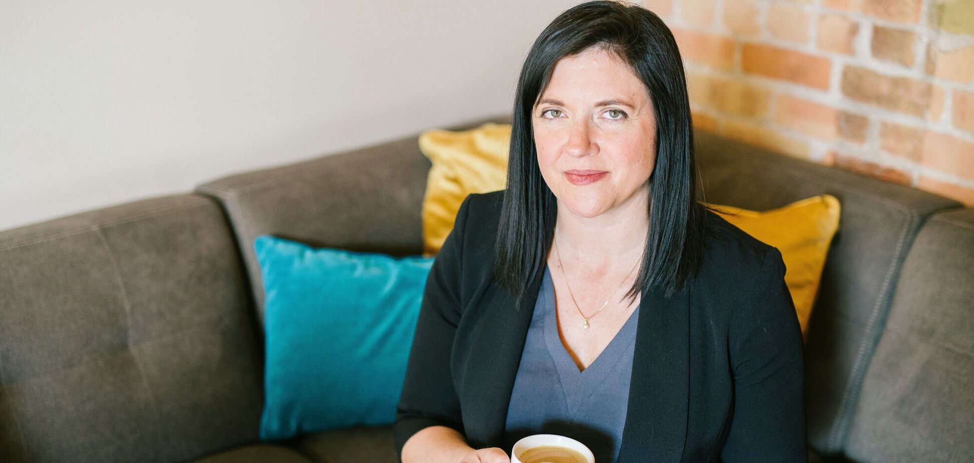 Додають обʼєму і ховають залисини: омолоджувальні зачіски для жінок 40+