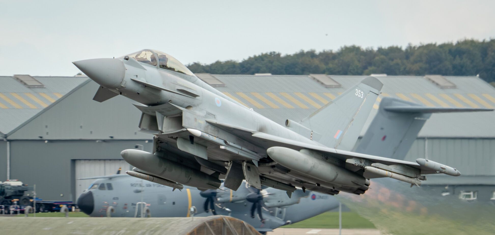 Британия отправила истребители для патрулирования ОАЭ: какова их миссия