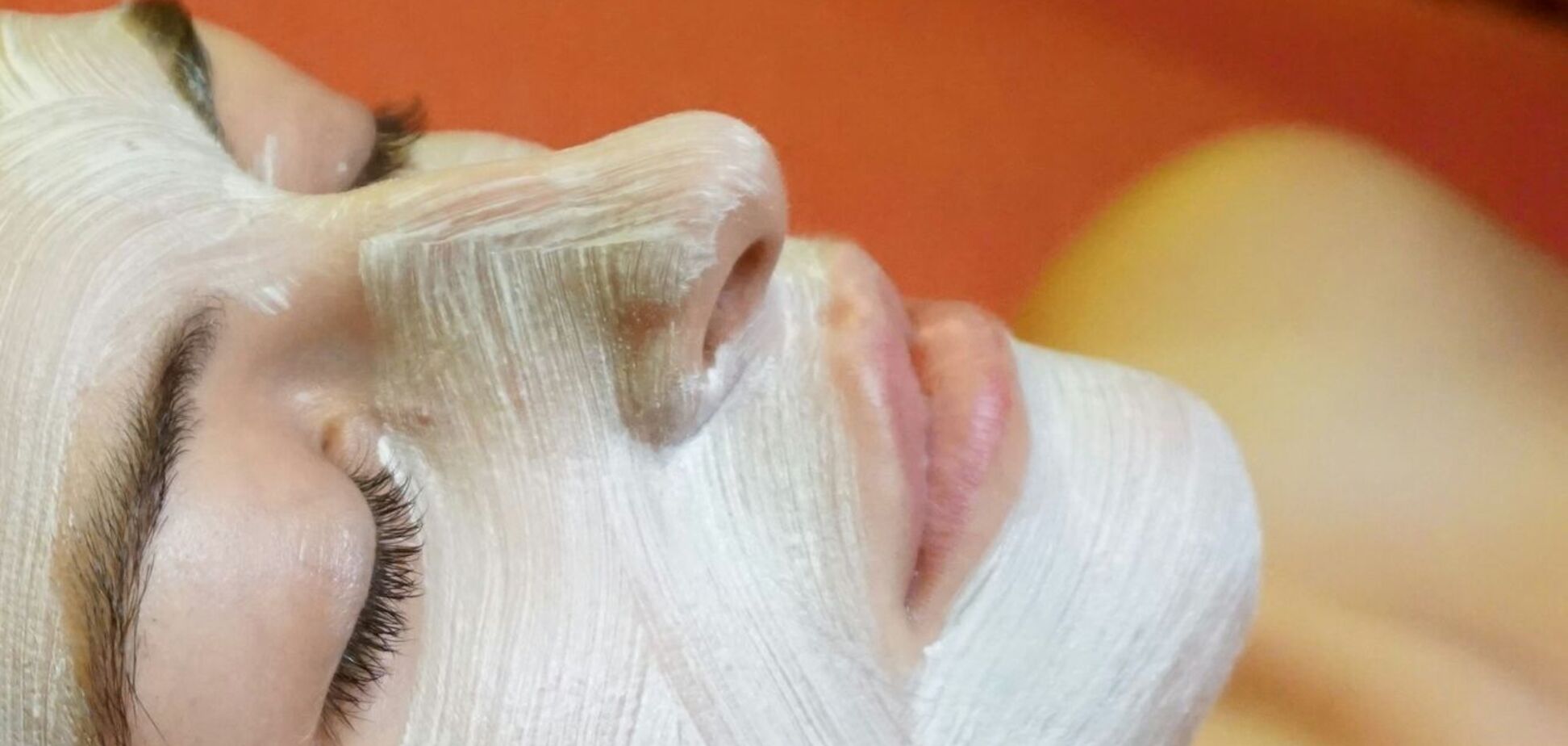 Простая процедура с утра моментально снимет усталость: что вам понадобится