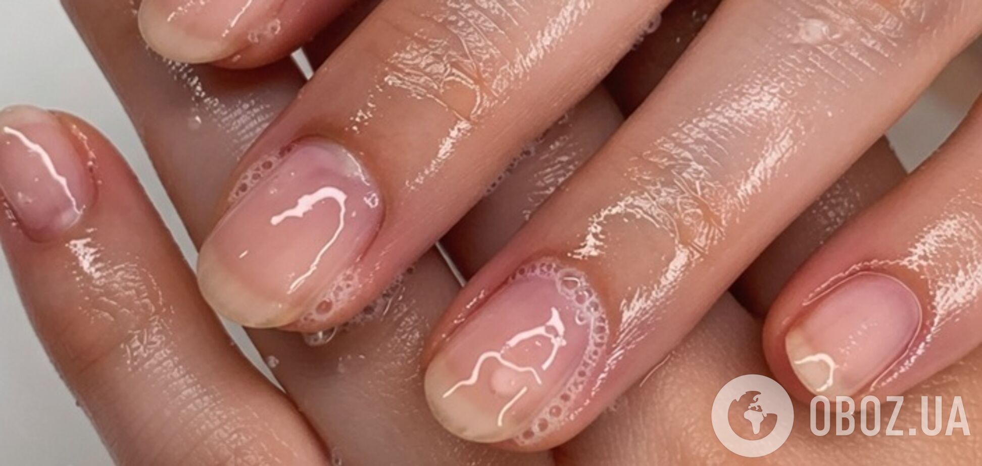 Мыльные ногти: как сделать трендовый маникюр