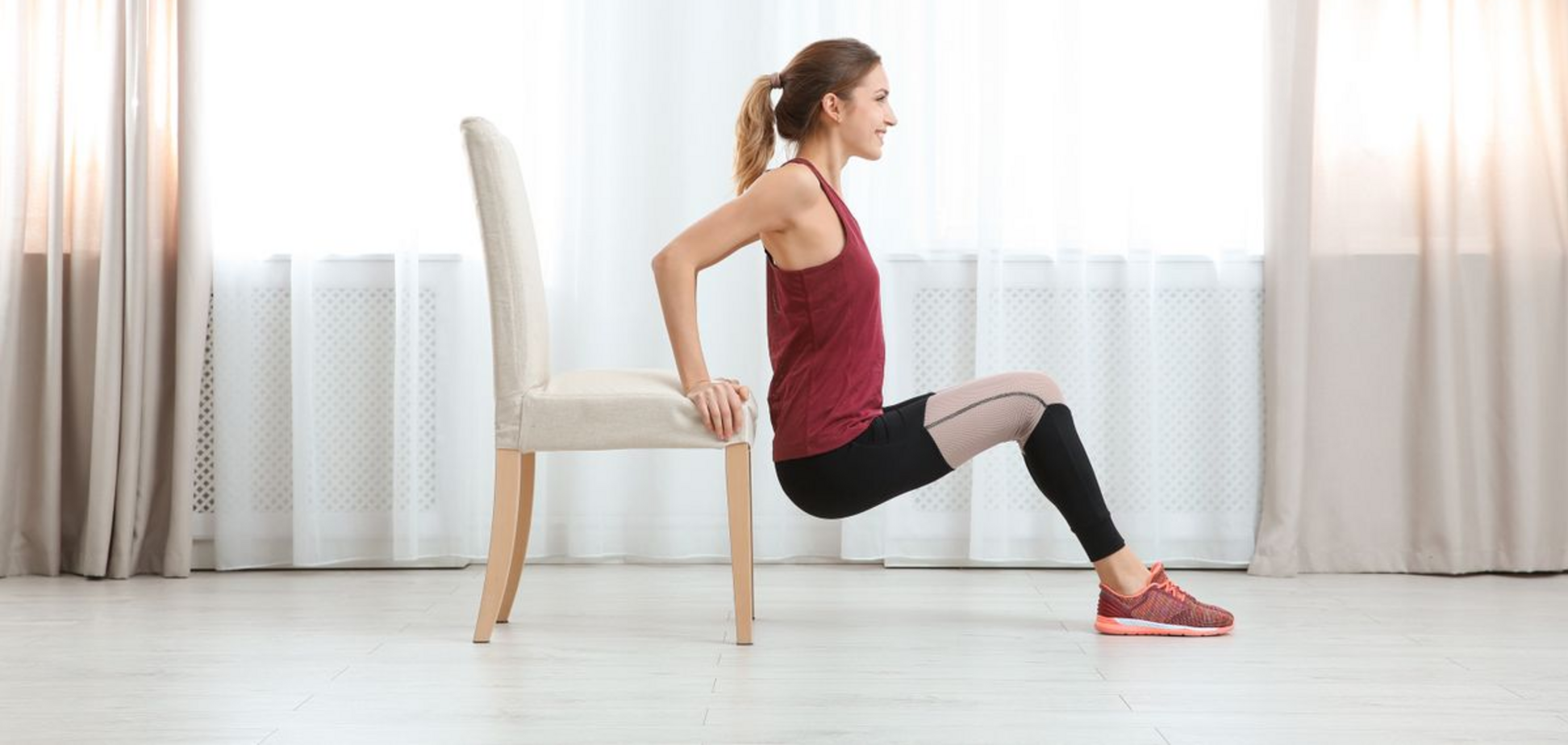 8 хвилин на день: тренування на стільці, яке допомагає позбутися жиру на животі після 60