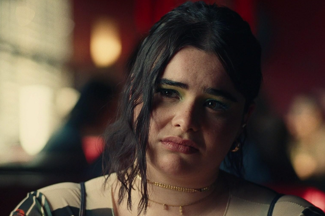 Зірка 'Ейфорії' Барбі Феррейра скинула понад 20 кг і оголила живіт на спокусливих фото