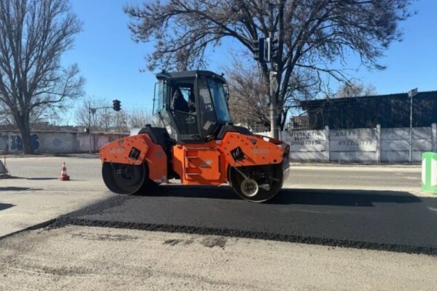 В Днепре после зимы начали масштабный ремонт дорожного покрытия