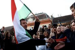 Відрив змінився: що показали опитування за місяць до парламентських виборів в Угорщині