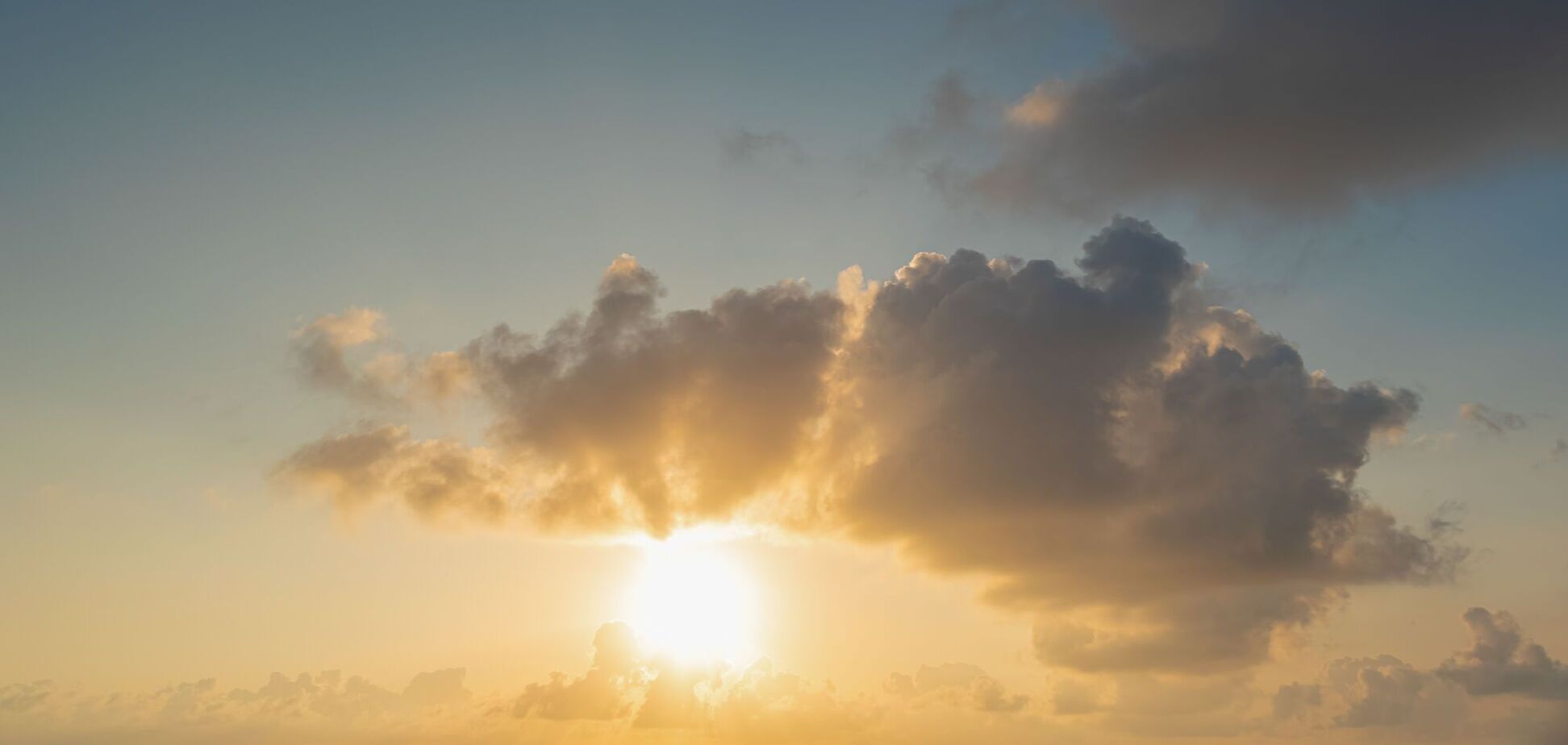 Ночью возможны небольшие минусы: синоптики удивили погодой на среду в отдельных регионах. Карта