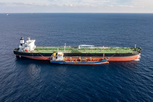 Росія почала включати в екіпажі тіньового флоту 'вагнерівців' та офіцерів спецслужб – медіа