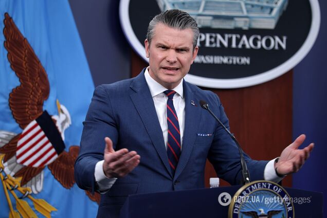 Пентагон заборонив пускати на брифінги фотокореспондентів через 'невдалі' фото Гегсета – WP