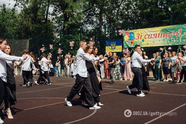 Звучал русский язык: в Тернопольской области разразился скандал из-за последнего вальса на выпускном