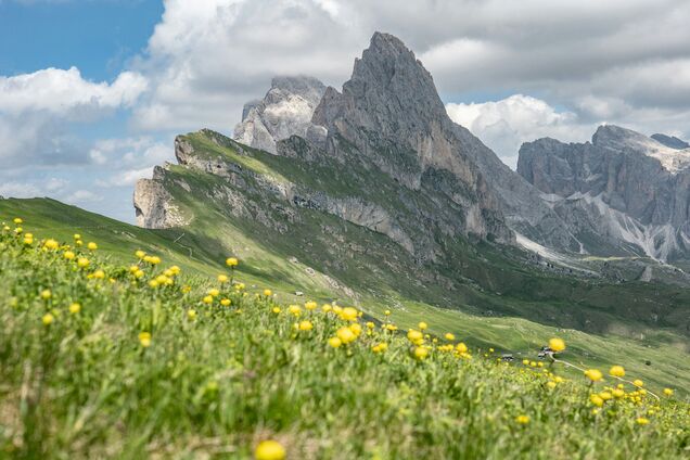 Вражає пейзажами: названий ідеальний напрямок в Європі для активних туристів