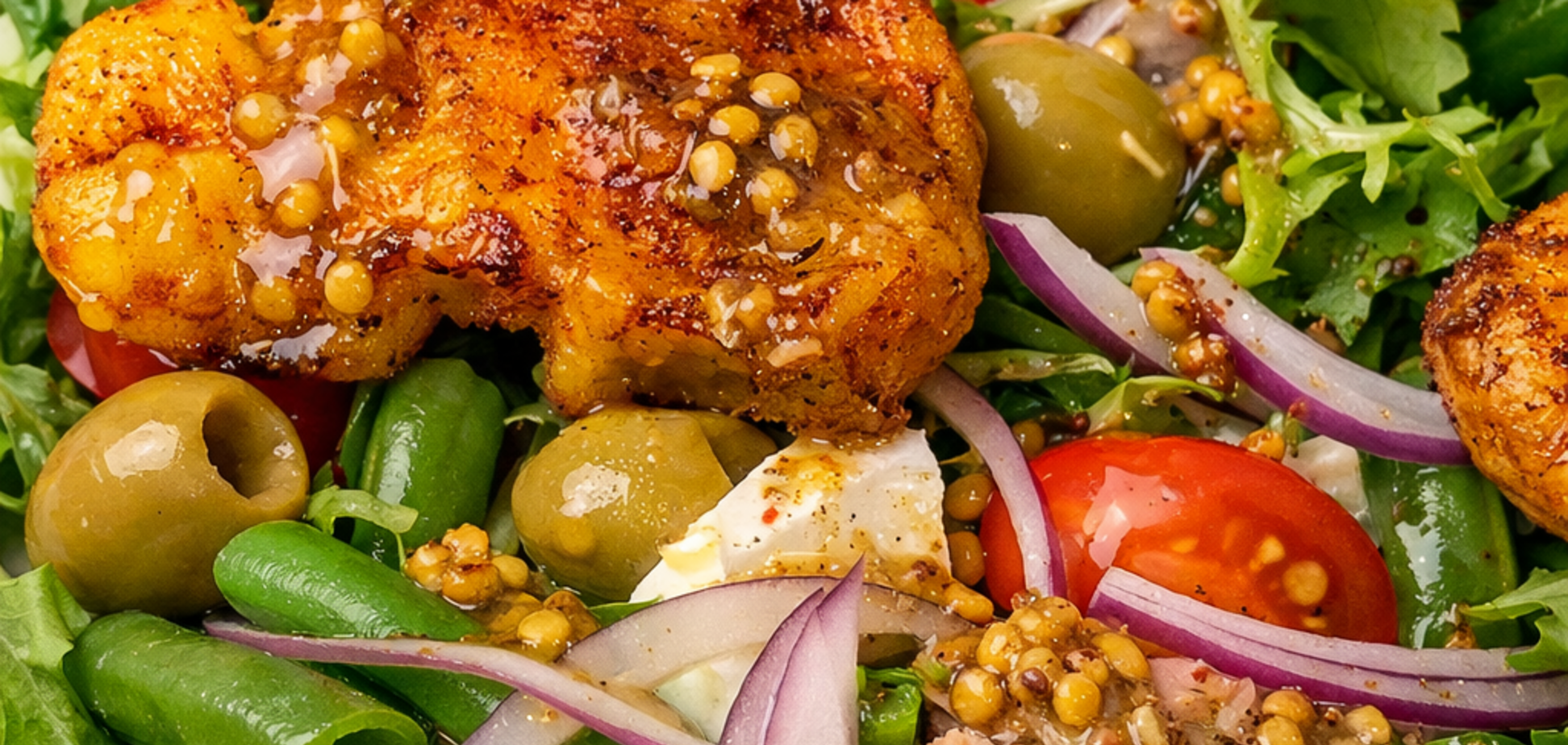 Вишуканий салат 'Нісуас' із зеленню і тунцем: як приготувати