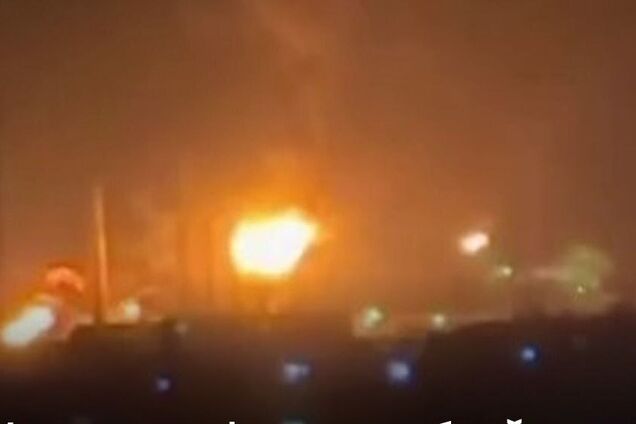 Попадание и пожар: в Генштабе подтвердили украинский удар по 'Афипскому' НПЗ в России