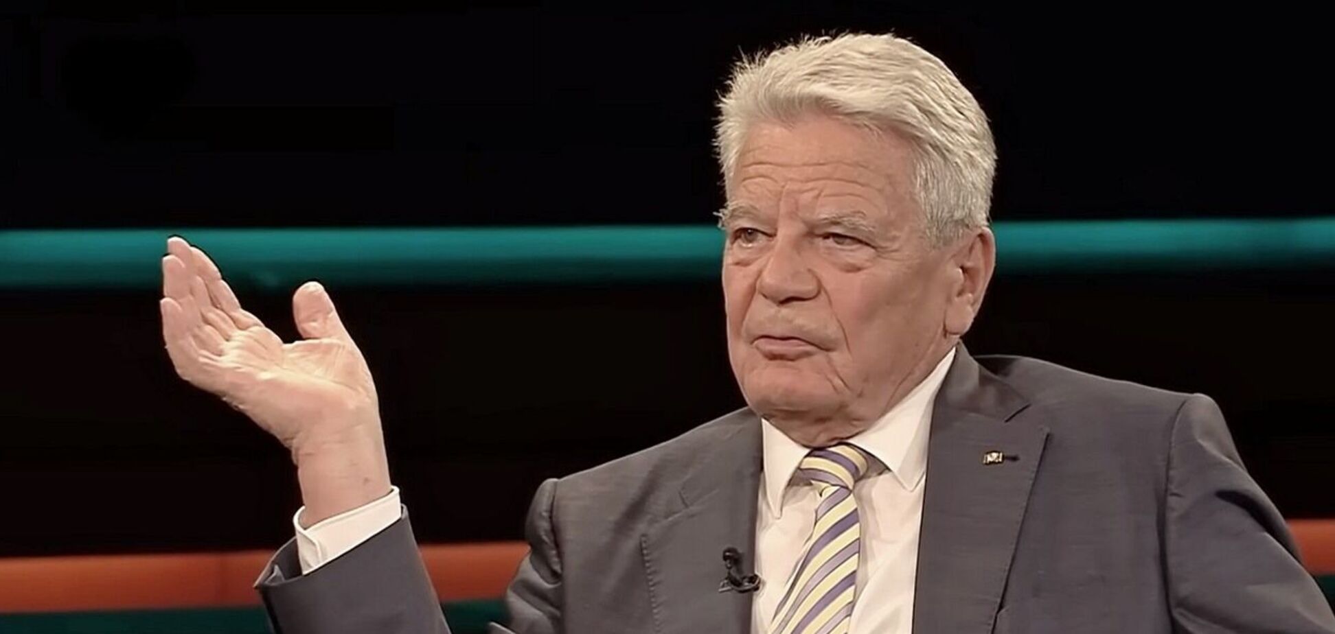 'Путін навіть не поважає цього': експрезидент Німеччини розкритикував європейців за спроби домовитись з росіянами