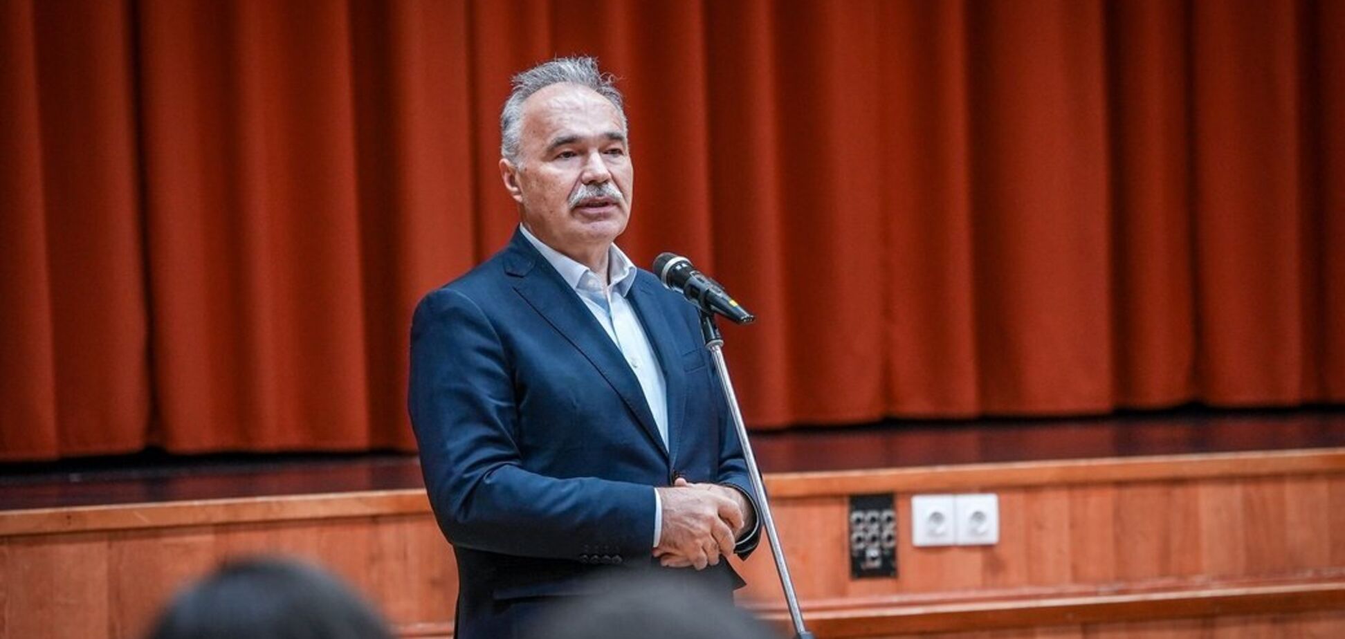 Чому Угорщина просить ЄС послабити обмеження для Росії