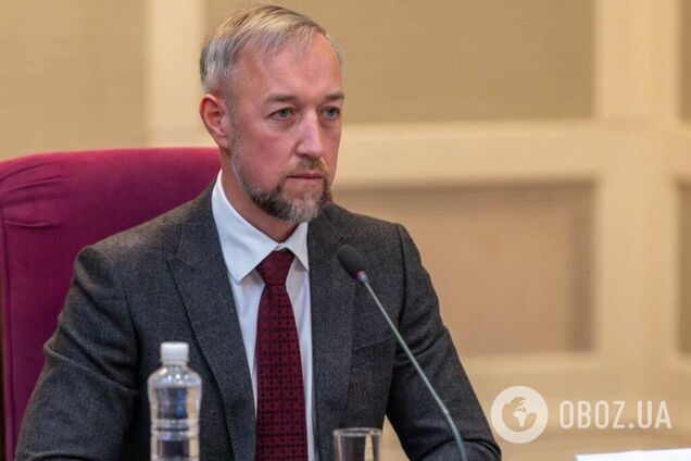 Судья официально за бесценок получил квартиру в самом дорогом ЖК столицы: по соседству жилье оформили на его мать и тестя