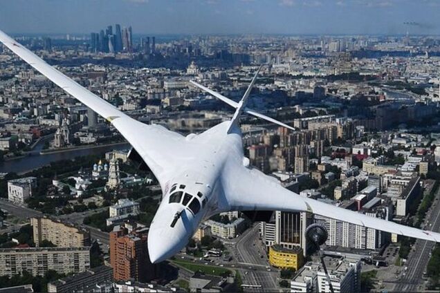 самолет стратегической авиации РФ