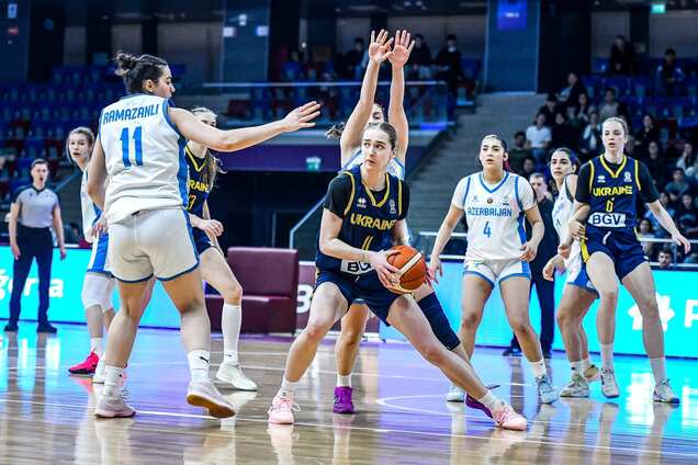 'Чому я маю знати російські пісні?' Форвард України розповіла, як на фініше відбору на ЧЄ-2027 викручувались без капітана, а в Австрії нас прирівнюють до РФ