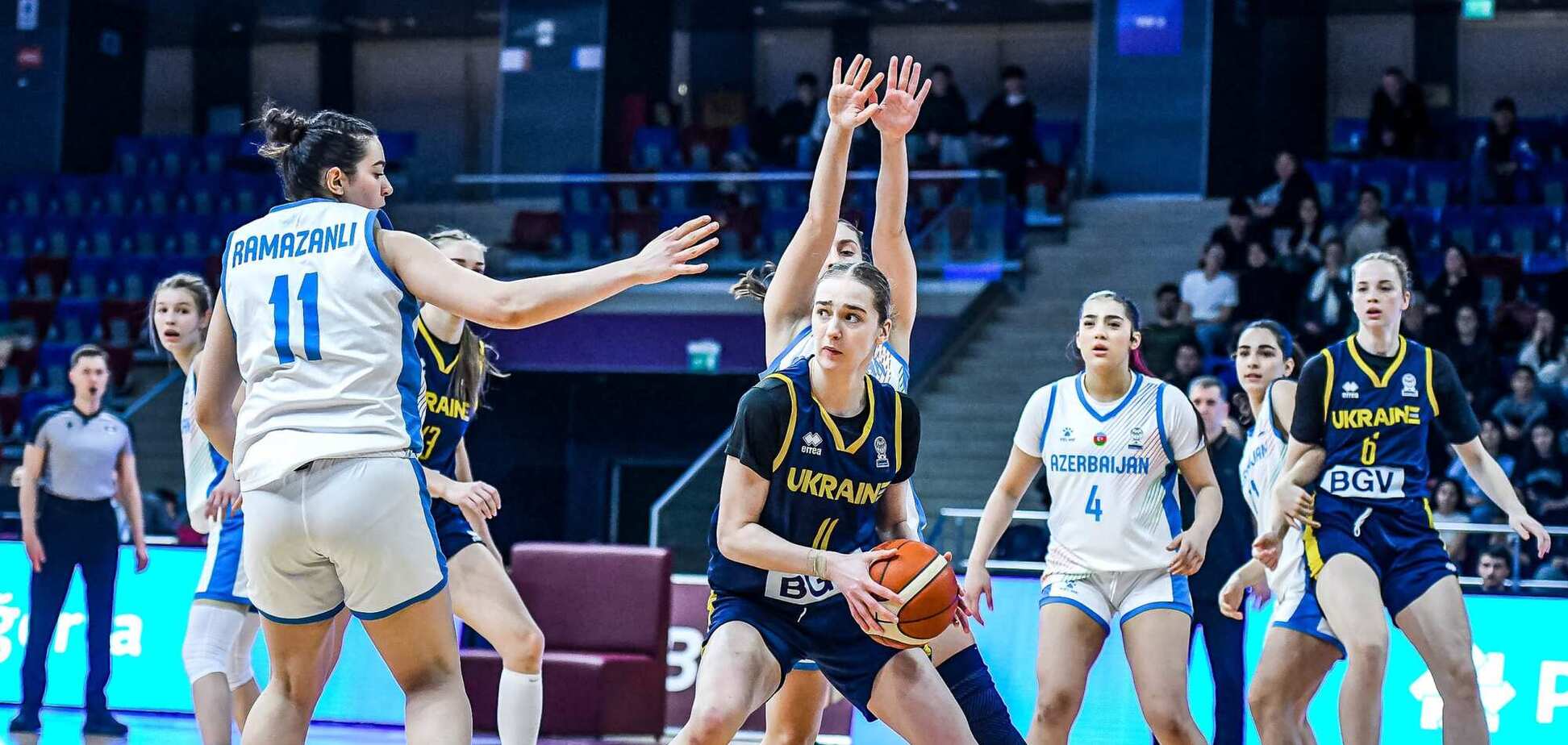 'Почему я должна знать русские песни?' Форвард Украины рассказала, как на финише отбора на ЧЕ-2027 выкручивались без капитана, а в Австрии нас приравнивают к РФ