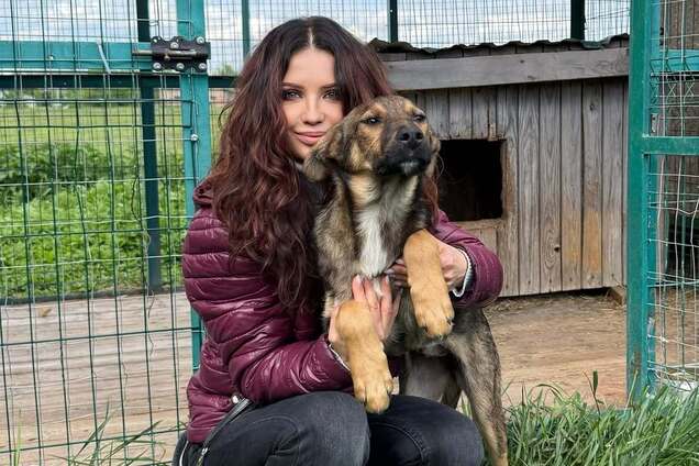 'Ви знаєте, що таке старість?' Співачка LAMA підкорила підписників фото з різницею 20 років