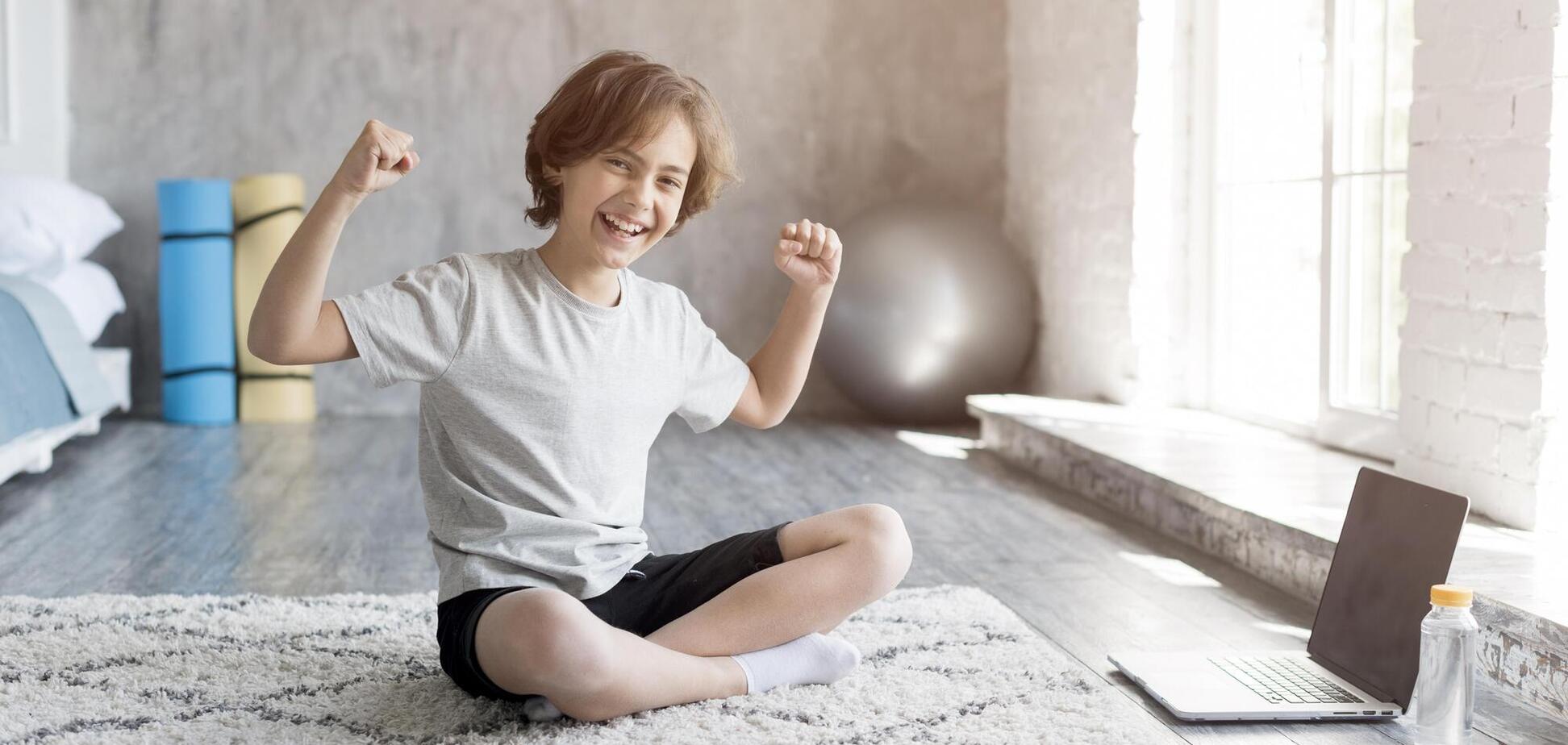 'Можно ли по физкультуре онлайн получить только 8 баллов?' Мама школьника-спортсмена из Харькова записала видео с криком души