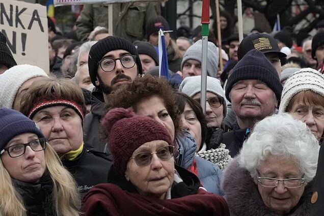 Більше половина чехів підтримують військову допомогу Україні: соціологія