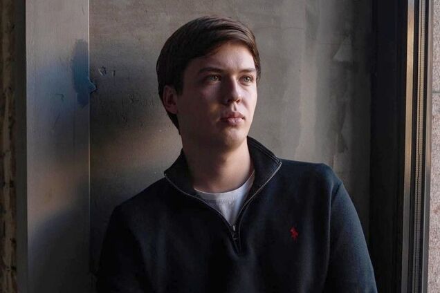 Відхилив наполегливі прохання: Лачен вдруге відмовився коментувати своє фіктивне бронювання