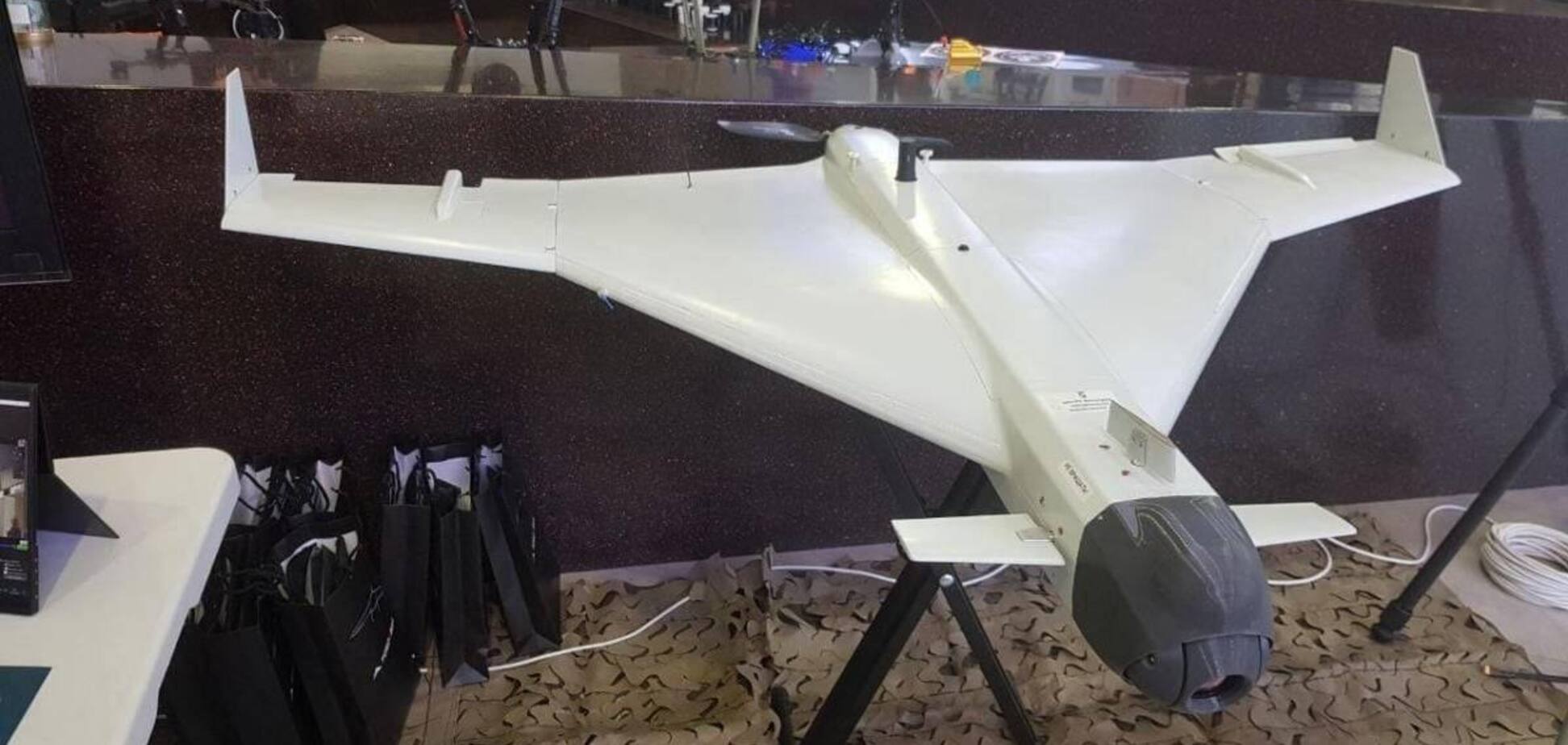 'Всередині крутий акумулятор': Флеш показав новий рідкісний російський дрон, який збили ЗСУ. Фото