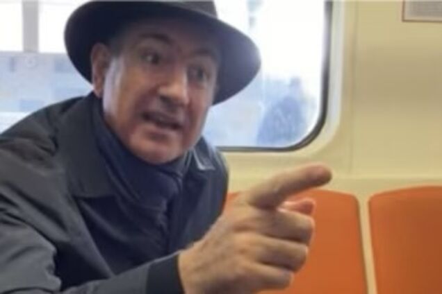 'Не пытайтесь говорить': Пашинян поссорился с беженкой из Нагорного Карабаха, а потом извинился за инцидент. Видео