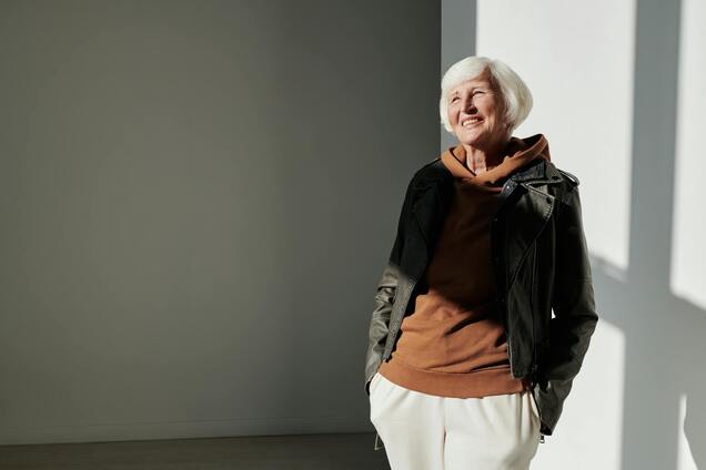 Вже застаріли: 5 зачісок, які не варто обирати жінкам 40+