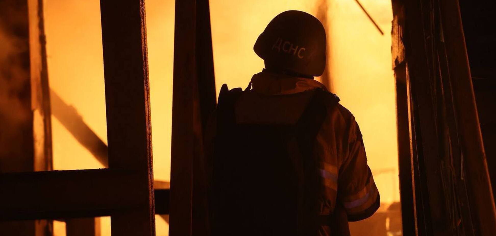 Окупанти завдали удару по Кривому Рогу: сталася пожежа, є постраждалі