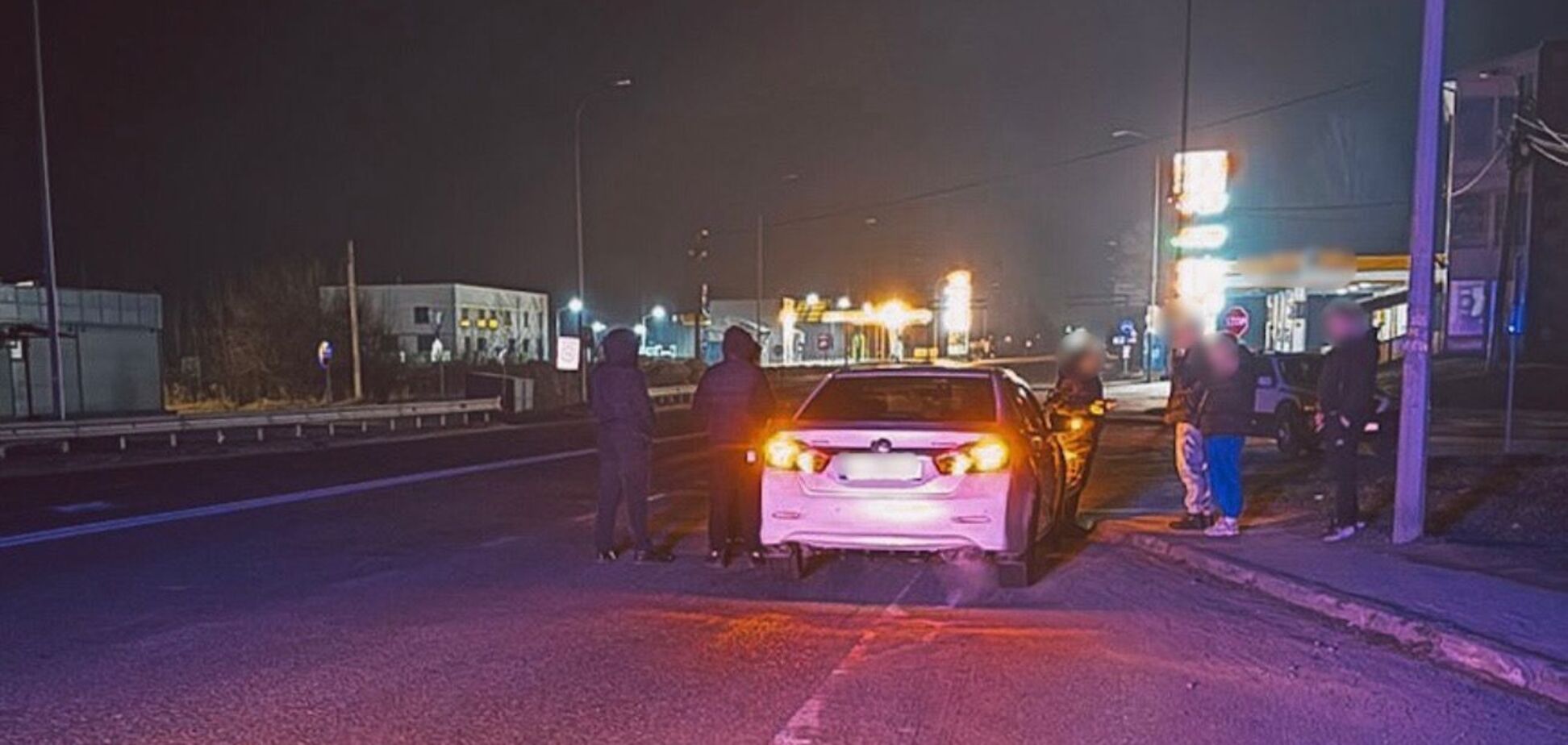 На Киевщине правоохранитель сбил женщину на переходе. Подробности ДТП и фото