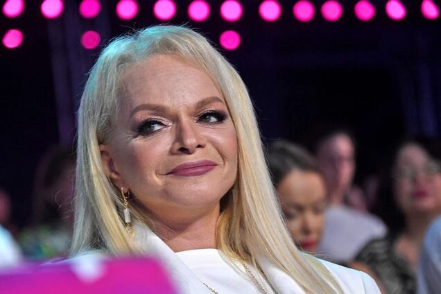 В сети разоблачили неприятную правду о концертах путинистки Ларисы Долиной в России: скидки на билеты не помогли