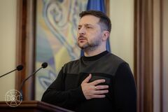 'Стала одной из образцовых спецслужб мира': Зеленский отметил сотрудников СБУ. Фото и видео