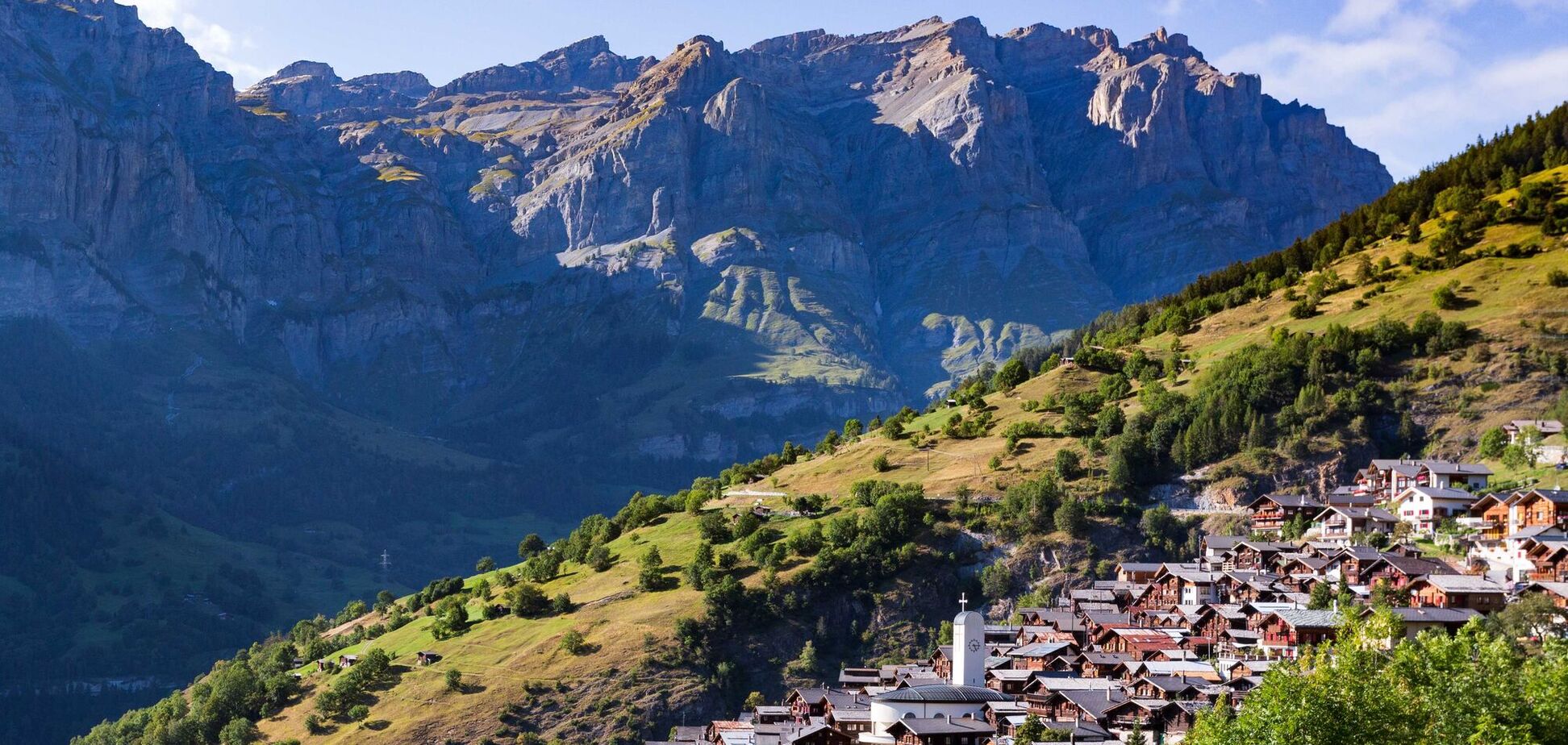 Швейцария предоставит более €27 тысяч за переезд туда: куда именно и какие условия