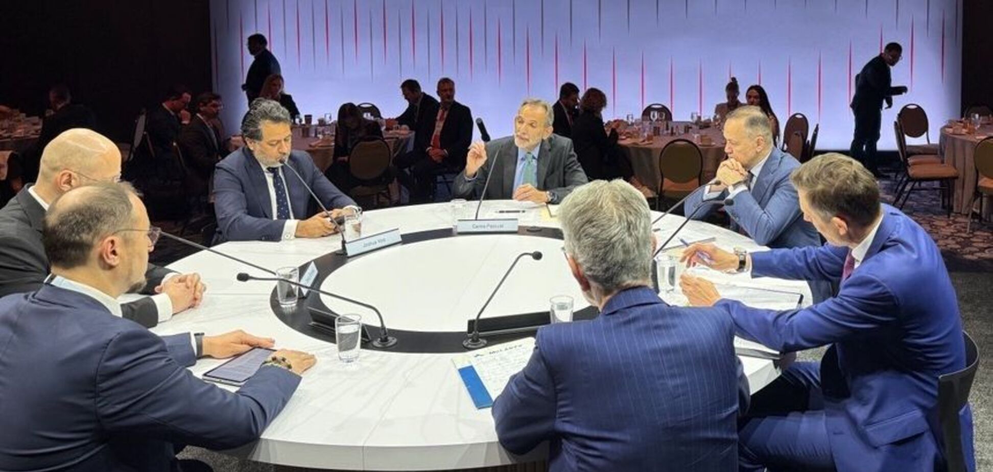 Тимченко на CERAWeek обсудил с международными партнерами инвестиции в Украину