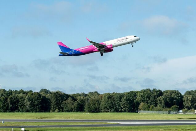 Wizz Air набирає робітників в Україну
