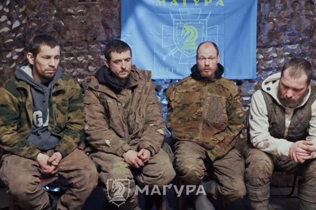 Устроили 'голодные игры': украинские военные взяли в плен четырех пехотинцев РФ с помощью дрона. Видео