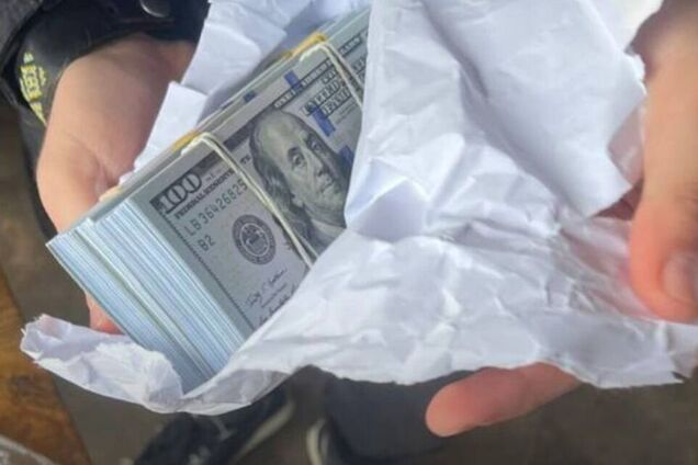 На Львовщине задержали пограничника, который организовал незаконный выезд из страны: сколько брал за услуги. Фото