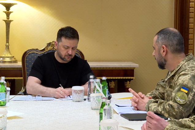'Є конкретні речі, які можемо зробити разом':  Зеленський зустрівся з військовими експертами, які вже більш ніж тиждень у Саудівській Аравії. Відео