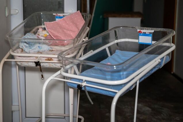 'Лише справжні варвари здатні на таке': в МЗС показали наслідки російської атаки на пологовий будинок в Одесі. Фото