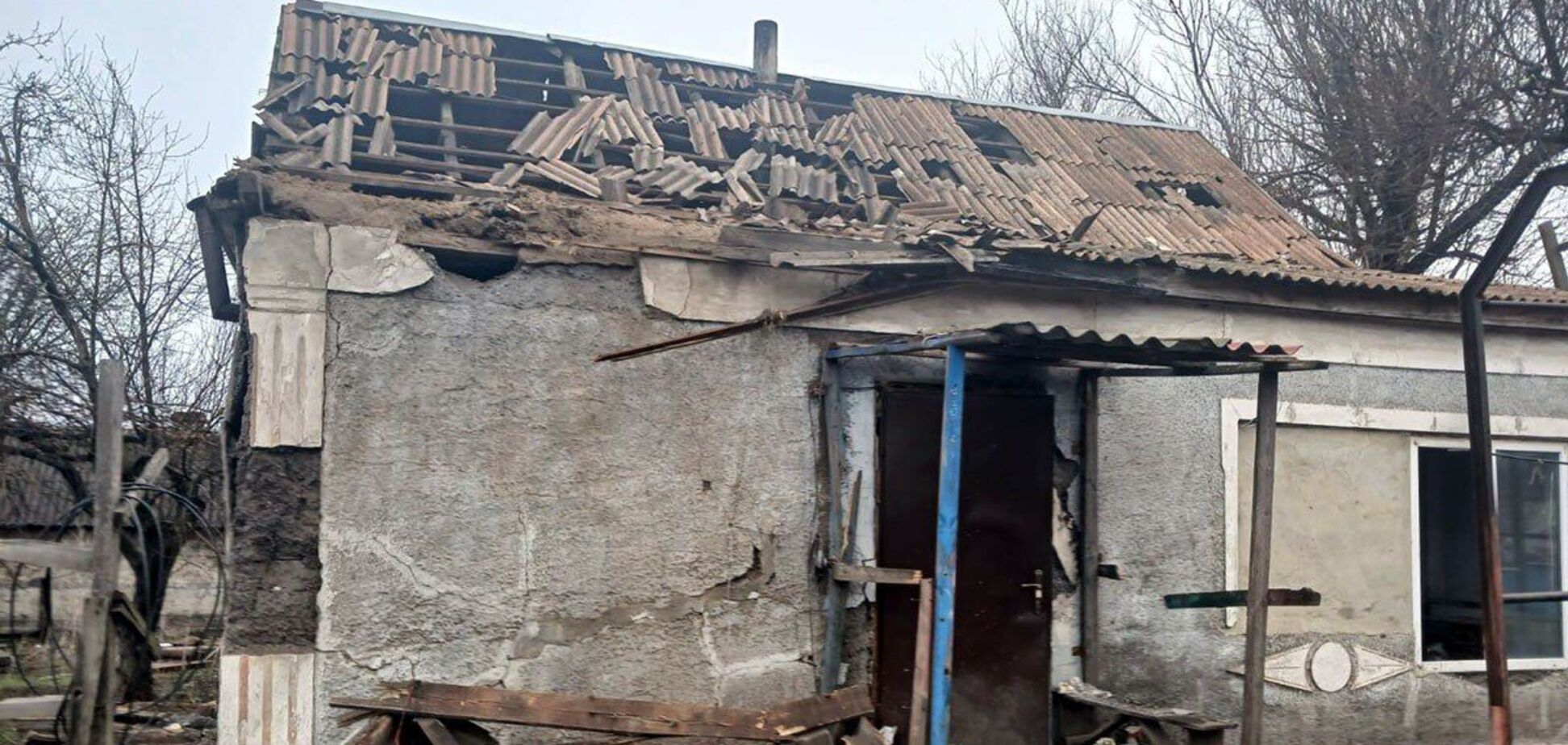 На Донеччині окупанти скинули КАБ на мирних жителів: є загиблий та поранені