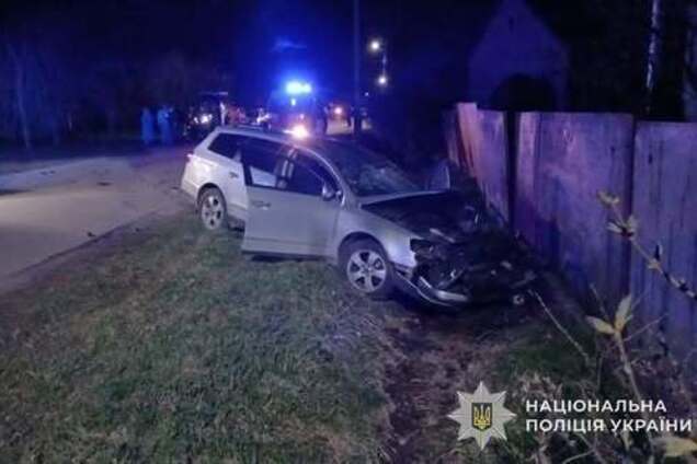 На Львовщине в результате ДТП погиб мотоциклист, еще два человека пострадали. Фото